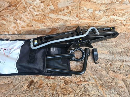 Other RENAULT MEGANE IV Hatchback (B9A/M/N_) 1.5 Blue dCi 115 (B9A6) | BP30146714O1