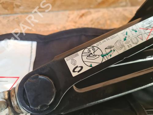 Other RENAULT MEGANE IV Hatchback (B9A/M/N_) 1.5 Blue dCi 115 (B9A6) | BP30146714O1