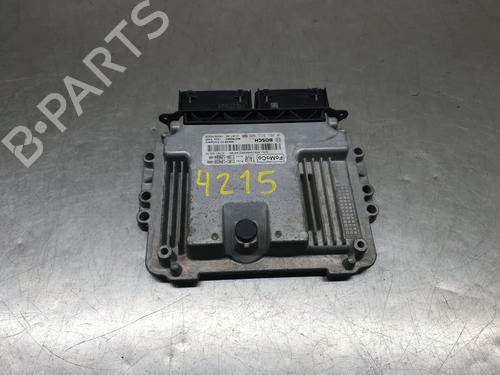 Used Engine control unit (ECU) FORD FIESTA VI (CB1, CCN) 1.0 EcoBoost (100 hp) 30174396