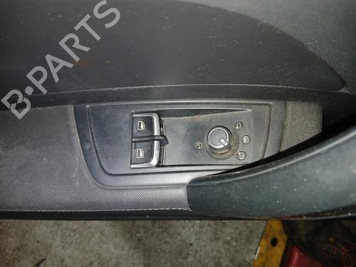 Used Left front window switch AUDI A1 (8X1, 8XK) 1.4 TDI (90 hp) 30296354