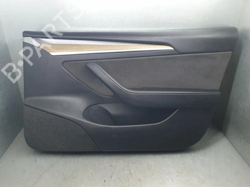 Forreste højre beklædning TESLA MODEL 3 (5YJ3) EV (261 hp) 30320852