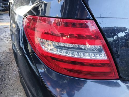 Achterlicht links MERCEDES-BENZ C-CLASS (W204) C 180 CDI (204.000) (120 hp) 30391003
