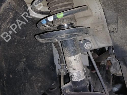 Used Right front shock absorber CITROËN C3 III (SX) 1.2 PureTech 82 (83 hp) 30402372