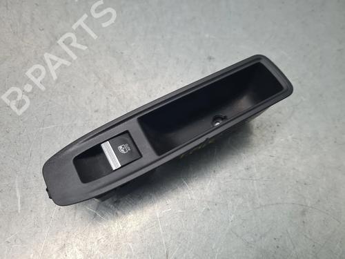 Used Left rear window switch RENAULT CLIO V (B7_) 1.5 Blue dCi 115 (B7AD) (116 hp) 30411402