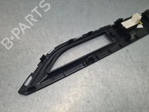 Right front window switch PEUGEOT 3008 II SUV (MC_, MR_, MJ_, M4_) 2.0 BlueHDi 180 | BP30411405I26 