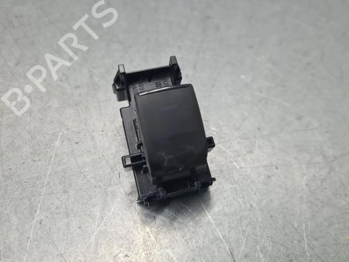 Used Right rear window switch TOYOTA C-HR (_X1_) 1.8 Hybrid (ZYX10_, ZYX11_, ZYX10R, ZYX11R) (122 hp) 30413014