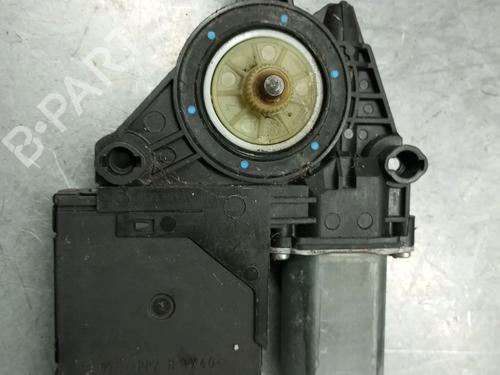 Used Right front window motor VW TOURAN (1T3) 1.6 TDI (105 hp) 30413017