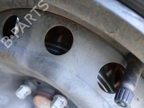 Used Rear axle RENAULT CLIO V (B7_) 1.5 Blue dCi 85 (B7AG) (86 hp) 30436311