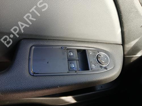 Venstre fortil elrude kontakt RENAULT CLIO V (B7_) 1.5 Blue dCi 85 (B7AG) (86 hp) 30436322