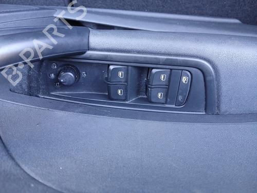Used Left front window switch AUDI A1 (8X1, 8XK) 1.6 TDI (90 hp) 30440907