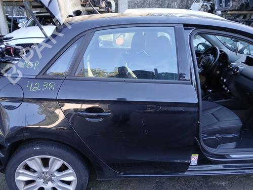 Used Right rear door AUDI A1 (8X1, 8XK) 1.6 TDI (90 hp) 30440898