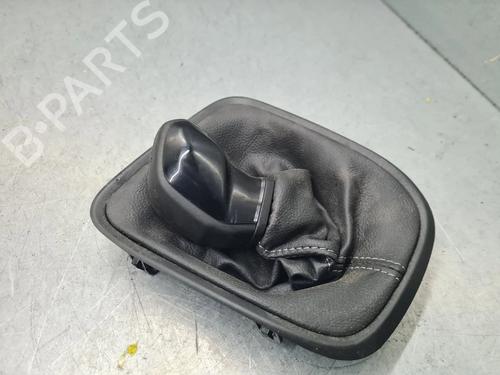 Used Shift knob CITROËN C3 III (SX) 1.2 PureTech 82 (83 hp) 30445269