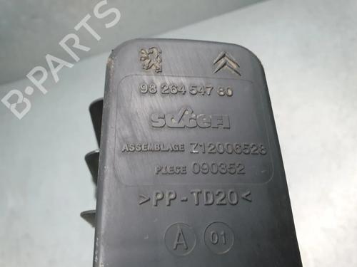 Air filter box CITROËN C3 III (SX) 1.2 VTi 82 | BP30471085M87