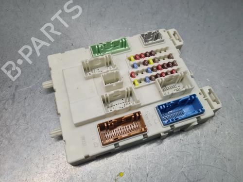 Used Fuse box VOLVO V40 Hatchback (525) D2 (114 hp) 30486534