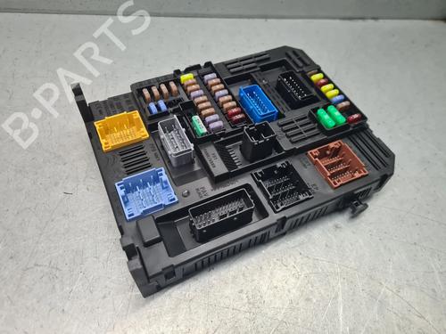 Used Fuse box CITROËN C3 III (SX) 1.2 PureTech 82 (83 hp) 30486536