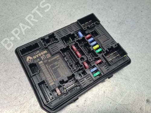 Used Fuse box RENAULT MEGANE IV Hatchback (B9A/M/N_) 1.5 Blue dCi 115 (B9A6) (116 hp) 30488157