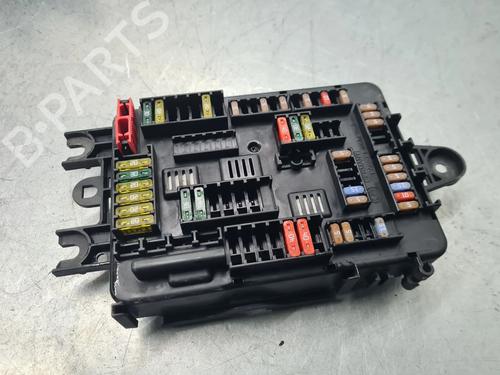 Used Fuse box BMW 1 (F20) 118 d (143 hp) 30491016
