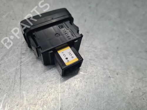 Switch TOYOTA HILUX VII Pickup (_N1_, _N2_, _N3_) 2.5 D-4D 4WD (KUN25) | BP30512459I30