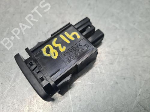 Switch TOYOTA HILUX VII Pickup (_N1_, _N2_, _N3_) 2.5 D-4D 4WD (KUN25) | BP30512461I30