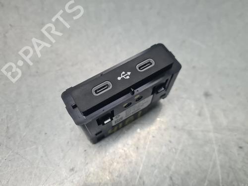 Used Electronic module DACIA DUSTER (PYM_, PYN_) 1.2 TCe 130 (131 hp) 30513670