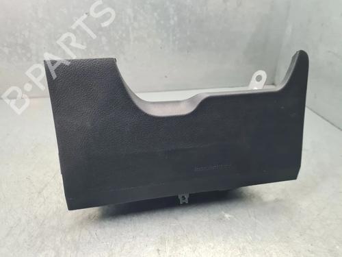 Used Knee airbag TOYOTA YARIS (_P13_) 1.0 (KSP130_, KSP130) (69 hp) 30518901