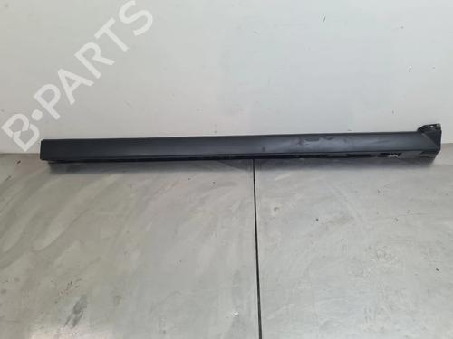 Venstre side kjol JAGUAR F-PACE (X761) 3.0 SDV6 AWD (300 hp) 30540255