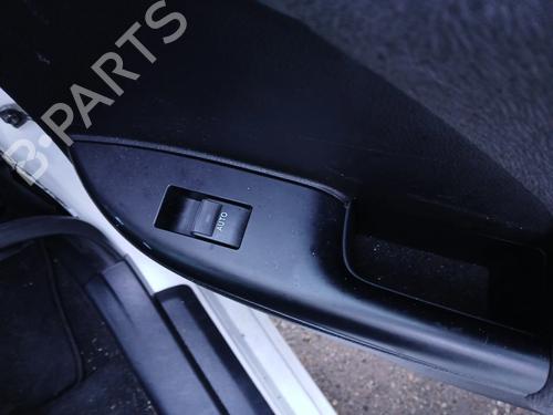 Used Right rear window switch LEXUS CT (ZWA10_) 200h (ZWA10_, ZWA10R) (136 hp) 30563831
