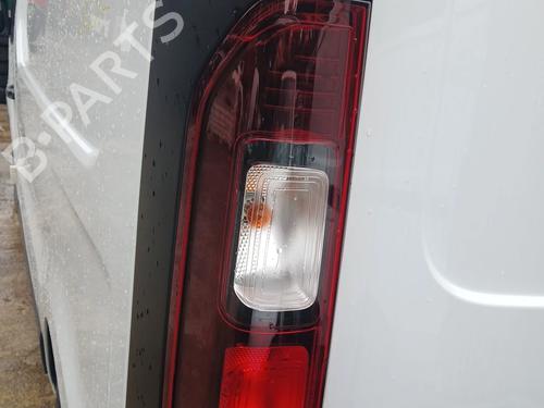 Venstre baglygte RENAULT TRAFIC III Van (FG_) 2.0 dCi 110 (FGMW) (110 hp) 30708079