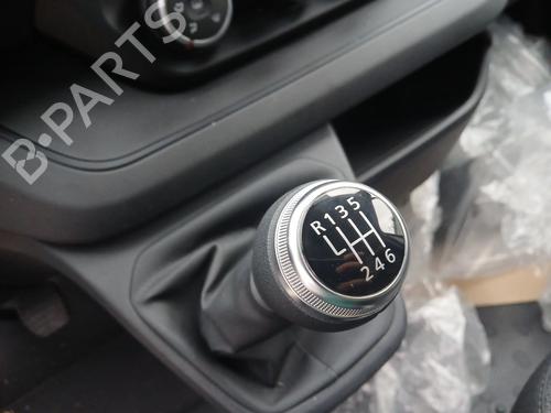 Used Shift knob RENAULT TRAFIC III Van (FG_) 2.0 dCi 110 (FGMW) (110 hp) 30708099