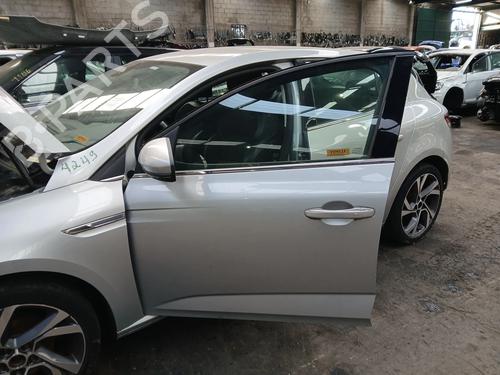 Used Left front door RENAULT MEGANE IV Hatchback (B9A/M/N_) 1.3 TCe 100 (B9N8) (102 hp) 30720869