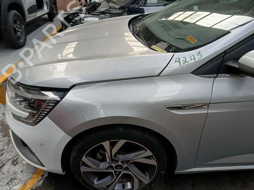 Compleet front RENAULT MEGANE IV Hatchback (B9A/M/N_) 1.3 TCe 100 (B9N8) | BP30729470S1