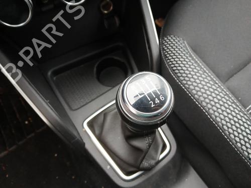 Pommeau de levier de vitesses DACIA DUSTER (HM_) 1.5 dCi 115 (HMAD) (116 hp) 30750005
