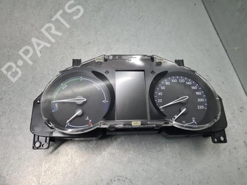 Used Instrument cluster TOYOTA C-HR (_X1_) 1.8 Hybrid (ZYX10_, ZYX11_, ZYX10R, ZYX11R) (122 hp) 30850774