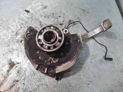 Used Right front steering knuckle Right front steering knuckle MERCEDES-BENZ C-CLASS Coupe (C205) C 220 d (205.304) (170 hp) 30610969 30610969