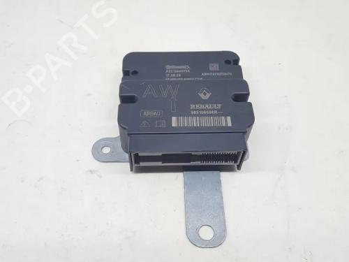 Used ECU airbags RENAULT CAPTUR I (J5_, H5_) 1.5 dCi 90 (J5N4, J5M5, J5MW, J5M6, J5AL, J5AJ) (90 hp) 30875471