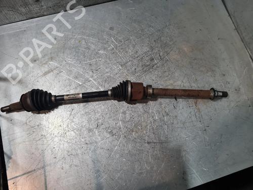 Antriebswelle rechts vorne für RENAULT KADJAR (HA_, HL_) 1.5 BLUE dCi 115 (HLA6) (116 hp) 30890257