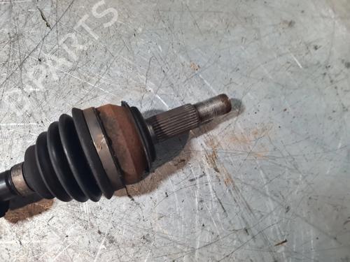 Arbre de transmission avant gauche RENAULT KADJAR (HA_, HL_) 1.5 BLUE dCi 115 (HLA6) | BP30890259M38