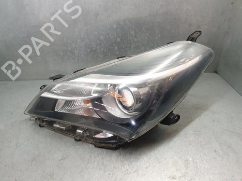 Faro sinistro TOYOTA YARIS (_P13_) 1.5 Hybrid (NHP130_) (101 hp) 30890265