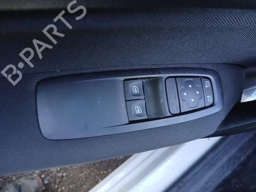 Used Left front window switch RENAULT MEGANE IV Hatchback (B9A/M/N_) 1.5 Blue dCi 115 (B9A6) (116 hp) 30967660