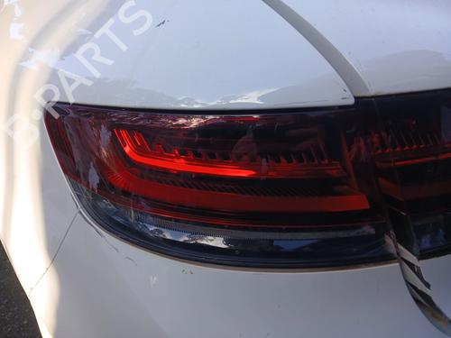 Venstre baglygte RENAULT MEGANE IV Hatchback (B9A/M/N_) 1.5 Blue dCi 115 (B9A6) (116 hp) 30967672