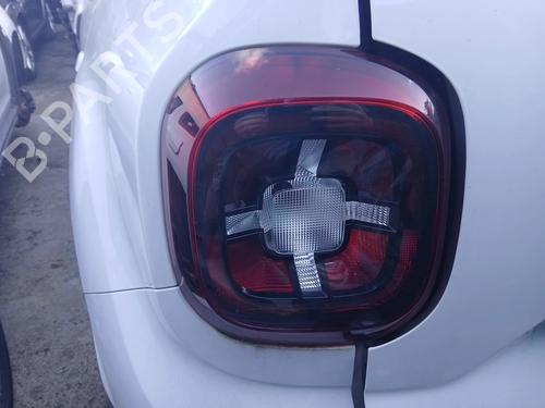 Used Left taillight DACIA DUSTER (HM_) 1.5 dCi 115 4x4 (114 hp) 30971258