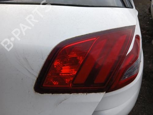 right-tailgate-light-peugeot-308-ii-lb_-lp_-lw_-lh_-l3_-2013-2014-2015-2016-2017-2018-2019-2020-2021-31023895 main image