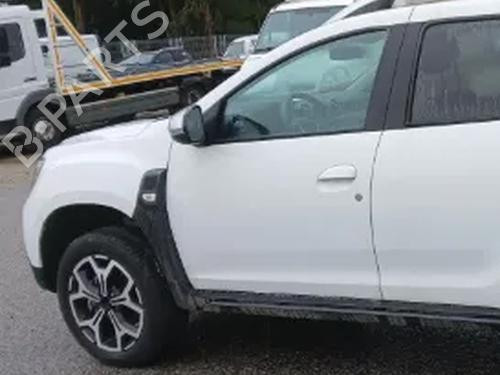 Porte avant gauche DACIA DUSTER (HM_) 1.5 dCi 115 4x4 (114 hp) 31023916