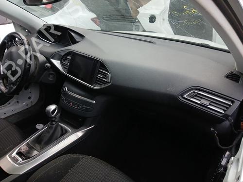 Used Airbag Kit PEUGEOT 308 II (LB_, LP_, LW_, LH_, L3_) 1.2 THP 130 (131 hp) 31023917