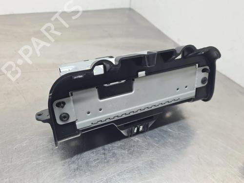 Radio OPEL CORSA F (P2JO) 1.2 (68) | BP31040465E6 