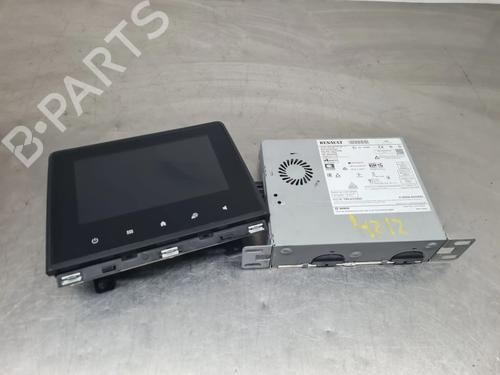 Used Radio RENAULT CLIO V (B7_) 1.0 TCe 90 (B7MT) (91 hp) 31040466