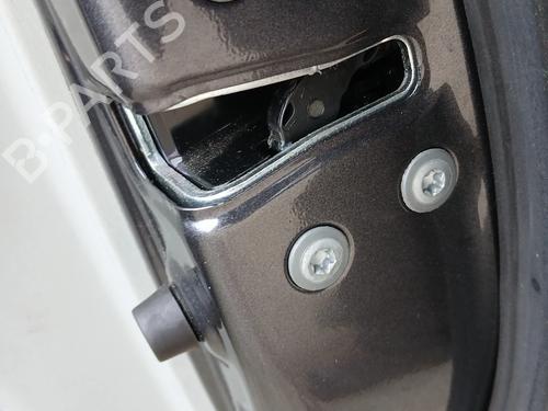 Used Front right lock TOYOTA PRIUS PLUS (_W4_) 1.8 Hybrid (ZVW40W, ZVW41W) (136 hp) 31040468