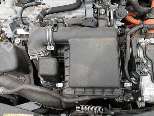 Used Air filter box TOYOTA PRIUS PLUS (_W4_) 1.8 Hybrid (ZVW40W, ZVW41W) (136 hp) 31040488