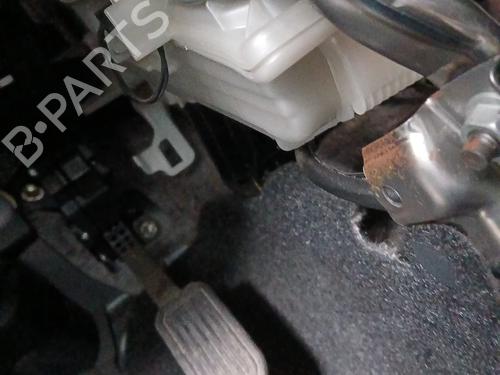 Pédale TOYOTA PRIUS PLUS (_W4_) 1.8 Hybrid (ZVW40W, ZVW41W) (136 hp) 31040512