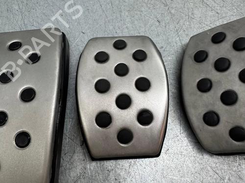 Used Pedal OPEL CORSA E (X15) 1.4 Turbo (08, 68) (101 hp) 31040519